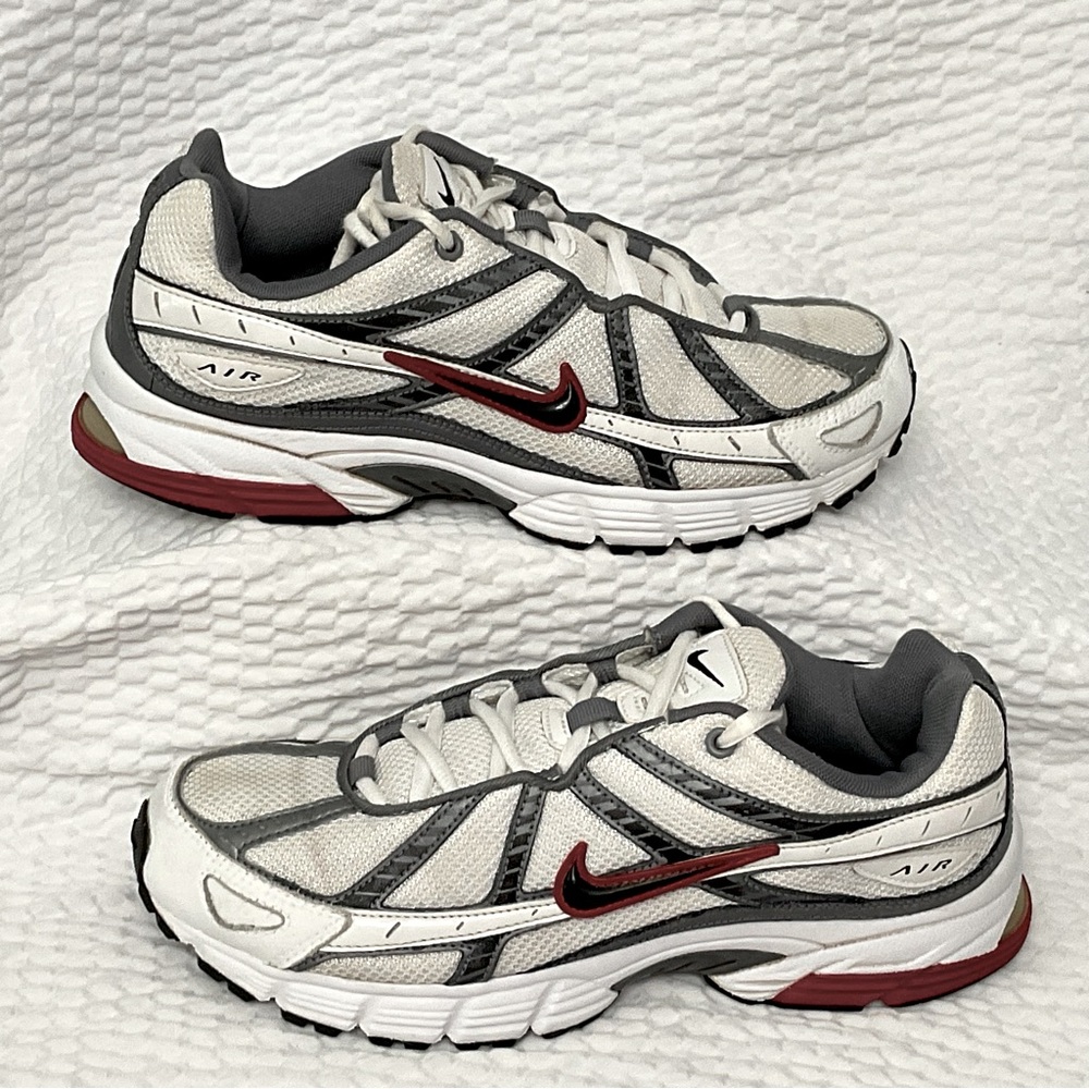 Nike Air Running Shoe White Grey  Black